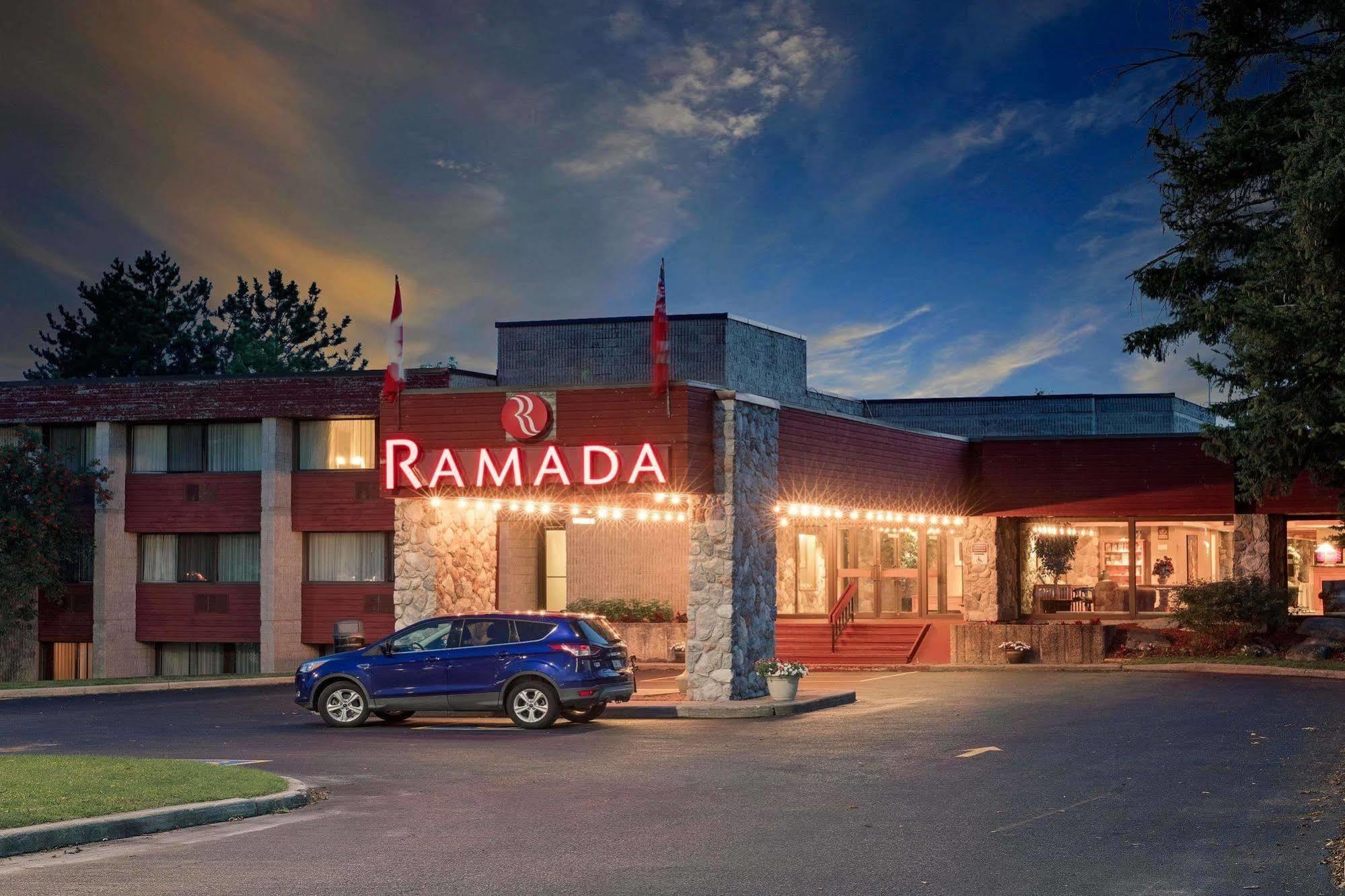 Ramada By Wyndham Pinewood Park Resort Север Бэй Экстерьер фото